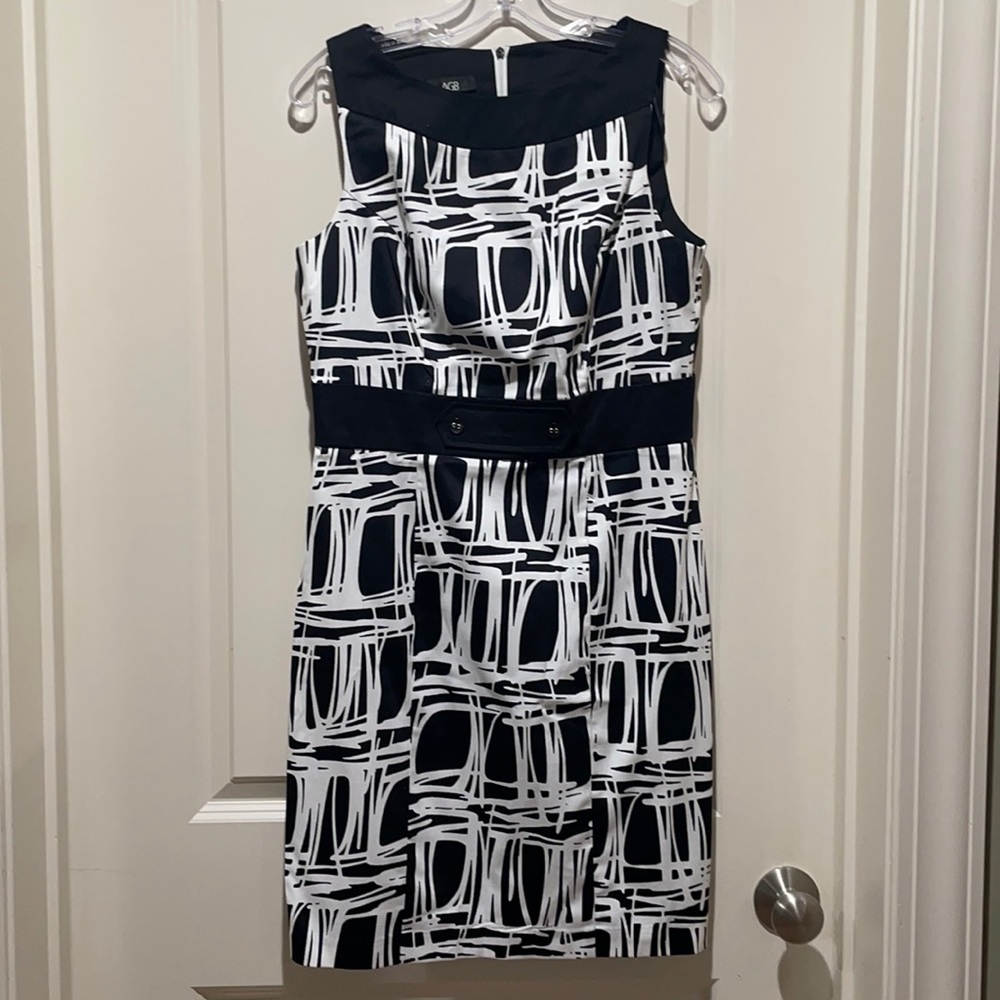 NEW. Size 8 AGB Dress